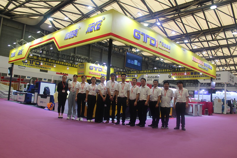 好博数控带您直击2020上海广告展展会现场